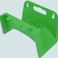Suport de perete pentru furtun, verde, GAR3579