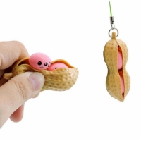 Set 2 jucarii antistres, breloc, in forma de aluna, crem, 6 cm, Vivo FIGURINA-ALUNA