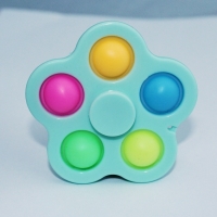 Breloc Fidget Spinner/Pop It, antistres, albastru turcoaz cu 5 buline colorate, 8 cm, Vivo, FIDGET-BLUE