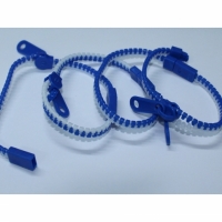 Bratara tip fermoar, Zipper Bracelet, alb/albastru inchis, 19 cm, Vivo, ZIPPER-WB