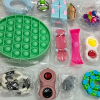 Calendar Advent cu 24 jucarii antistres, Fidget toys S084